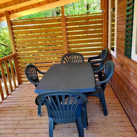 Campsite Mobil-home Dans La Foret Haute Et Tranquille *