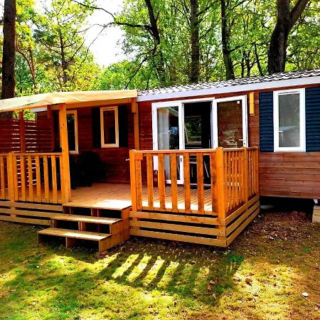 Campsite Mobil-home Dans La Foret Haute Et Tranquille *